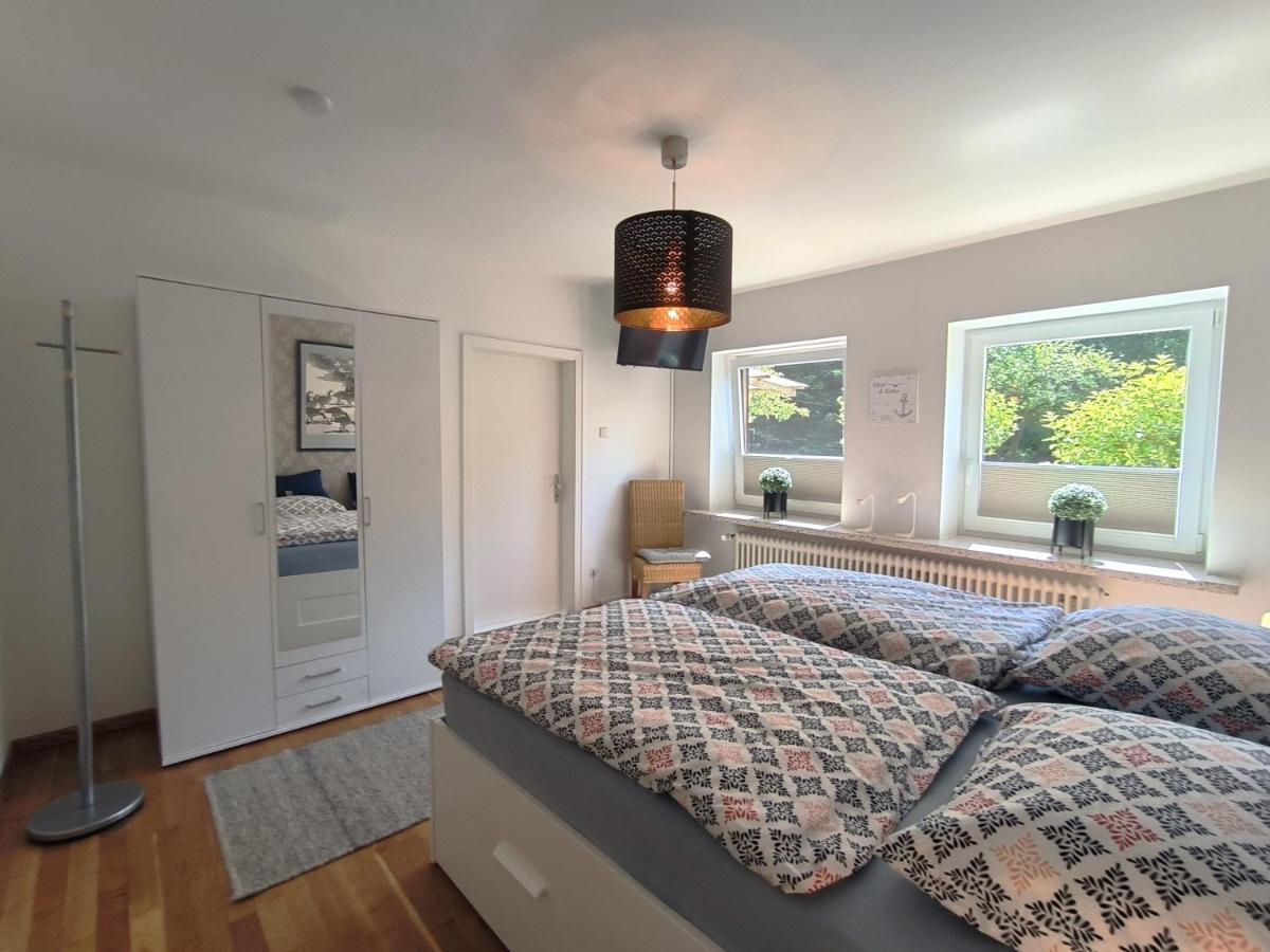 Ferienwohnung Zwischen Den Meeren - Schoene Und Gemuetliche Fewo Mit Garten Dorpstedt Exterior photo